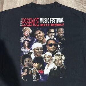Essence RARE 2008 Vintage Tour Music Festival Graphic T-Shirt Original
